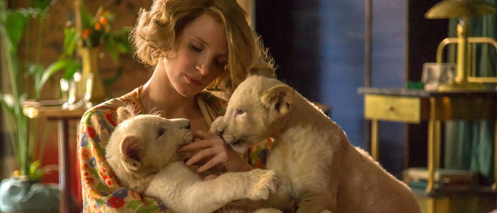 Jessica-Chastain-in-The-Zookeepers-Wife-1